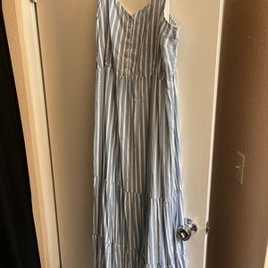Old Navy Size 2X plus maxi dress.